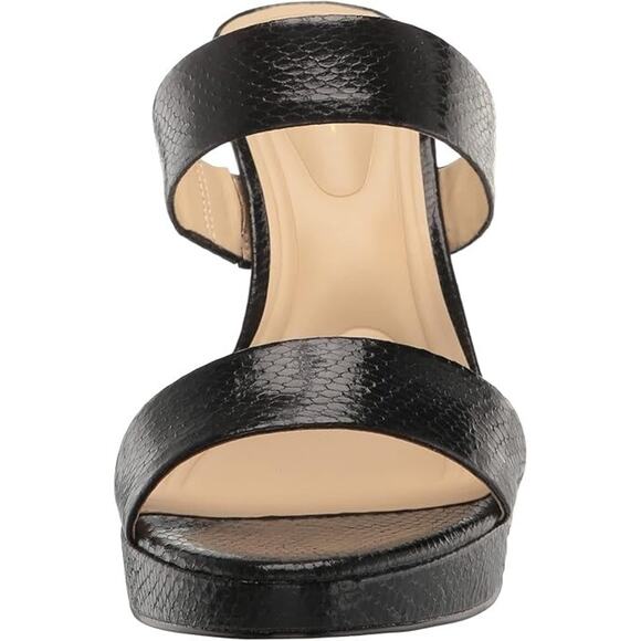 JESSICA SIMPSON Women\'s Diza Round Toe Slip on Sandal, Black Size 11M